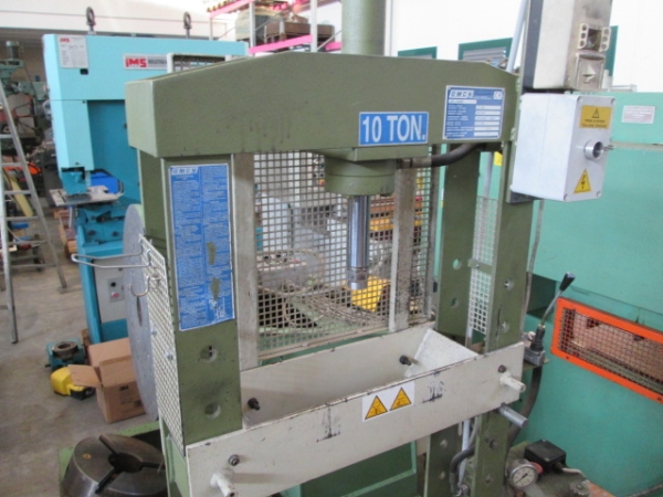 Pressa OMCN Art.154/MR usata CE 2009