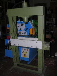 Pressa OMCN P30.SA 30 Tons