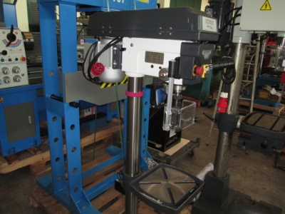 Trapano a colonna OPTIMUM D26 PRO