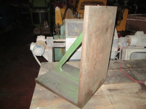 Squadra usata in ghisa - Bracket