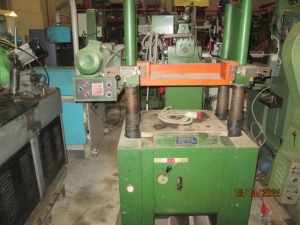 Pressa Prova Stampi SPREAFICO SV1C TA33/40 33 tons.